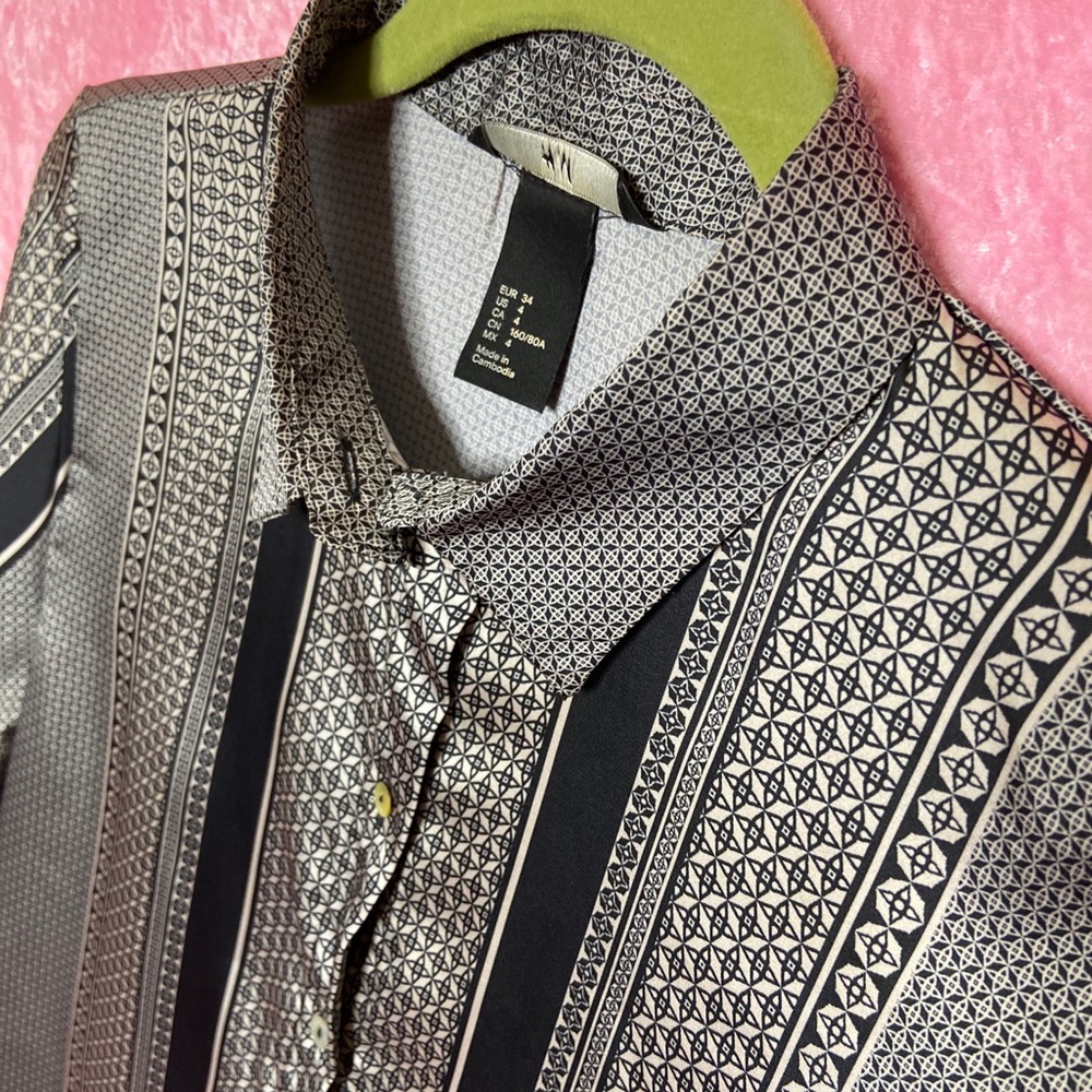 H&M Button Up⚡️ - Picture 6 of 6